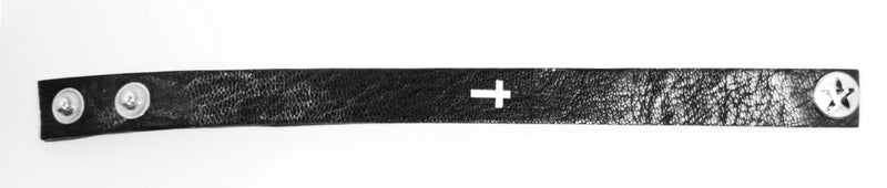 Cross bracelet black