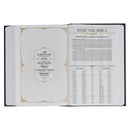 Zwarte hardcover grootletterstudiebijbel